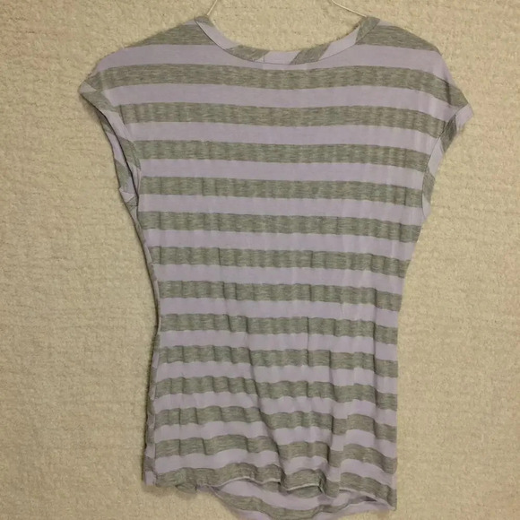 Women's Cap Sleeve Lavender and gray striped gathered top by Blushed size L - Picture 2 of 4